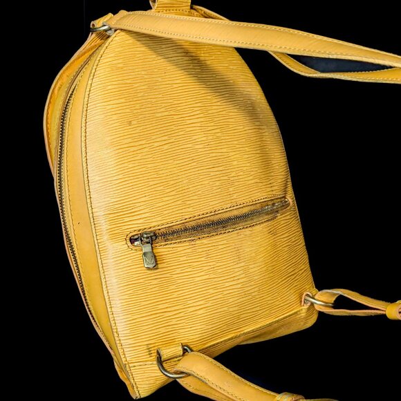 🔥BLOWOUT🔥 LOUIS VUITTON Epi Leather Yellow Mini Backpack - Picture 2 of 16